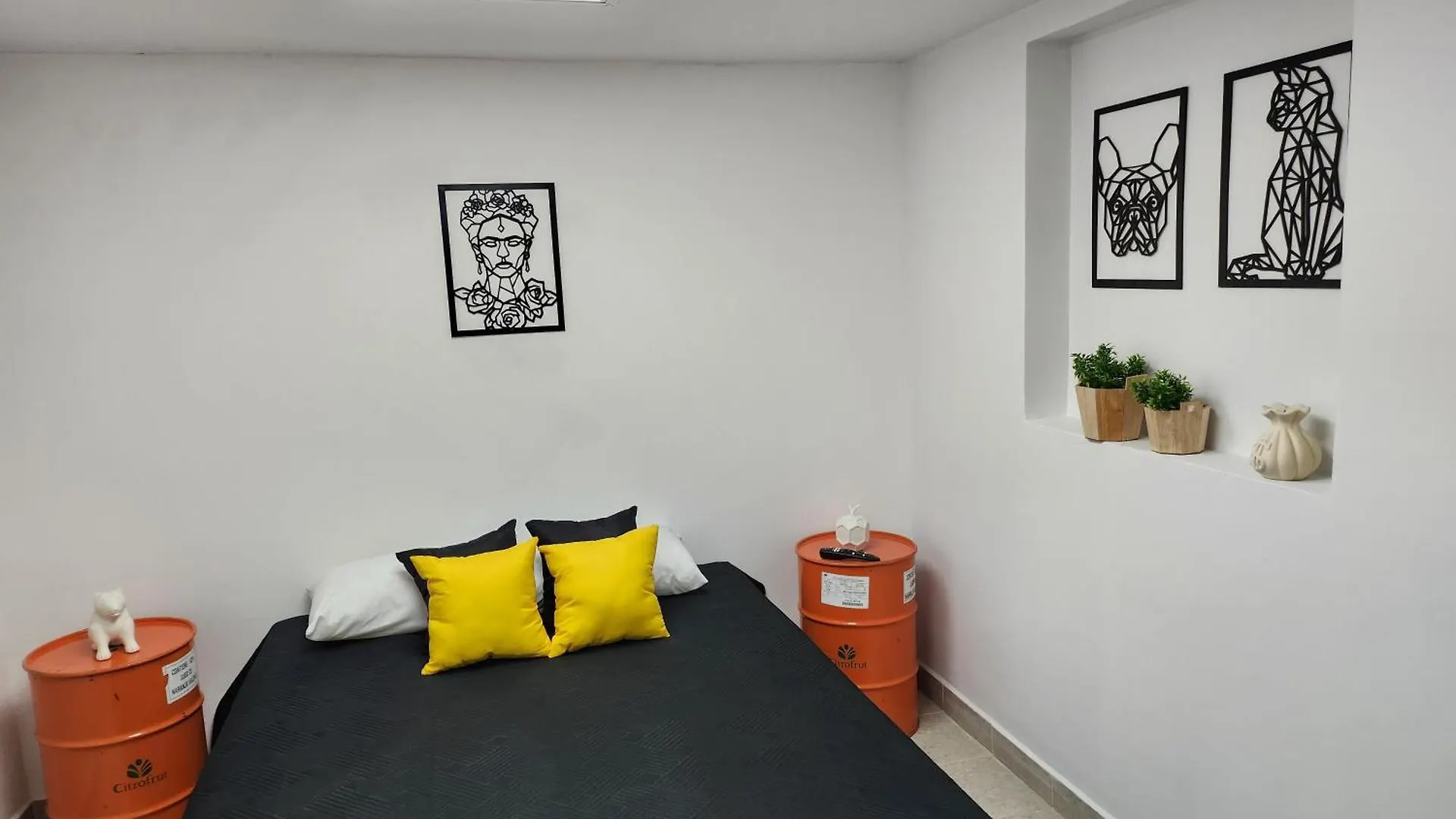 Prado Downtown Hostel Medellin Colombia