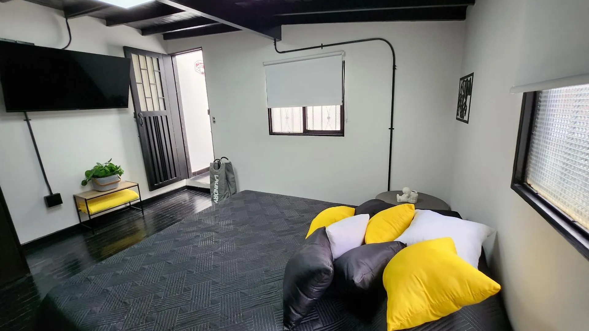 Prado Downtown Hostel Medellin Colombia